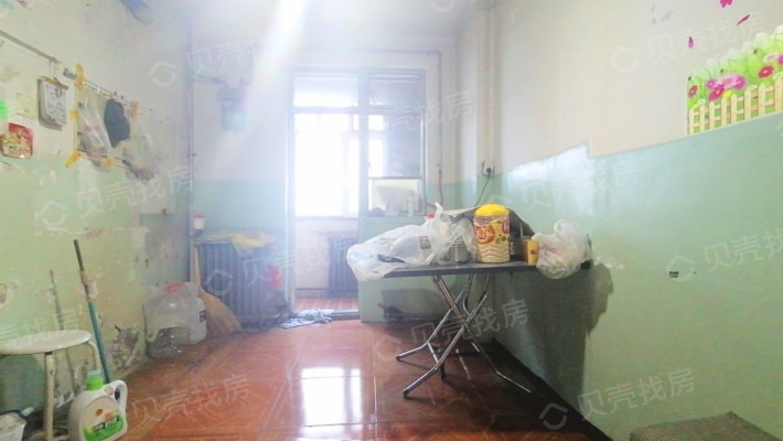 新疆维吾尔社会科学院家属院 1室1厅 南 北-餐厅