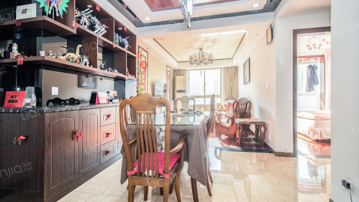 金桥路530弄二手房实景图