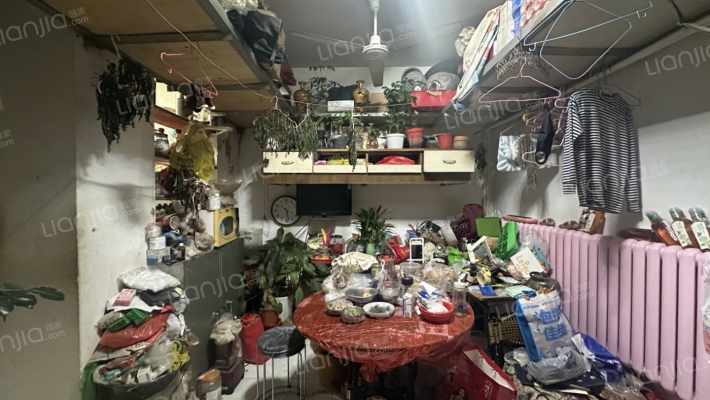 铁合金厂家属院二手房实景图