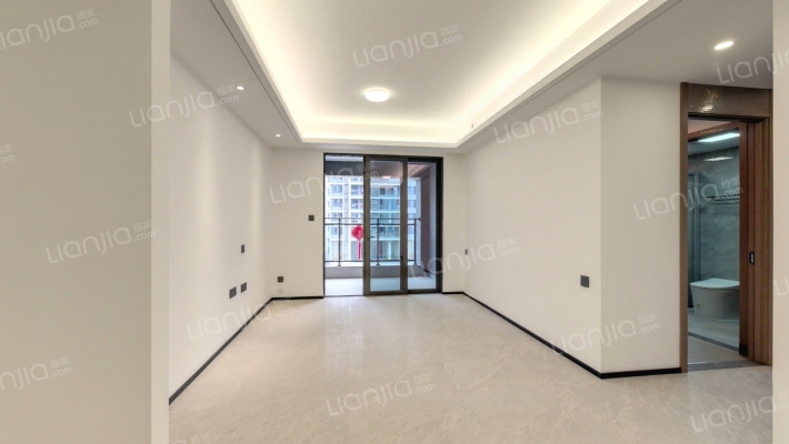 万科清水甲第明德二手房实景图