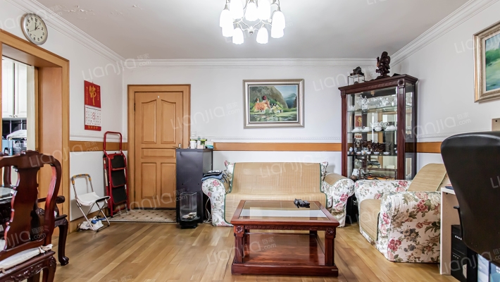 绿洲公寓二手房实景图