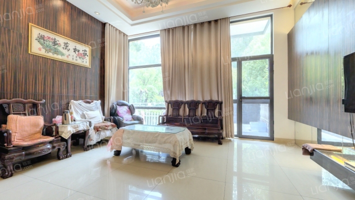 金地格林世界(柯玛仕庄园)二手房实景图