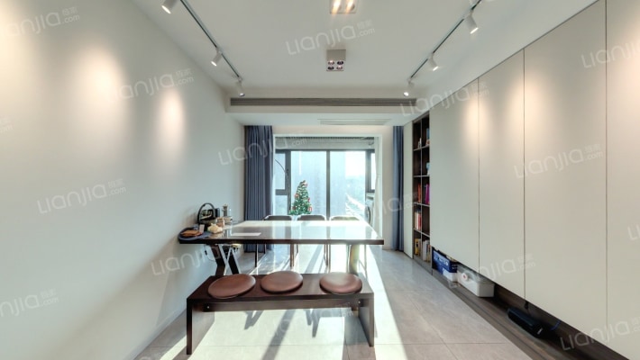 海伦湾一期二手房实景图