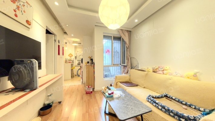 御景春天A区二手房实景图