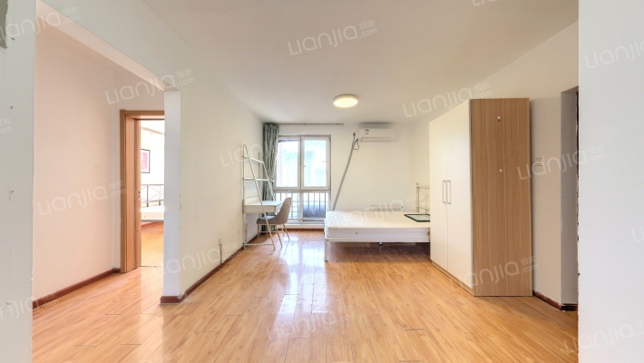 六里桥家园二手房实景图