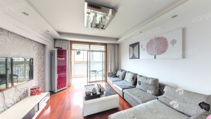 源枫景苑二手房实景图