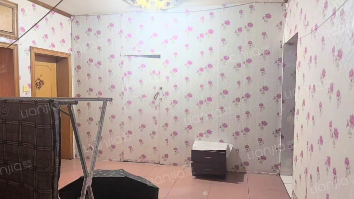 泰来小区二手房实景图