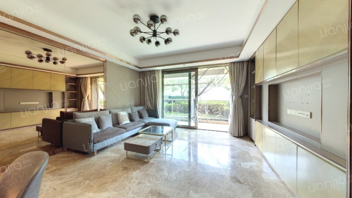 绿地黄浦滨江二手房实景图