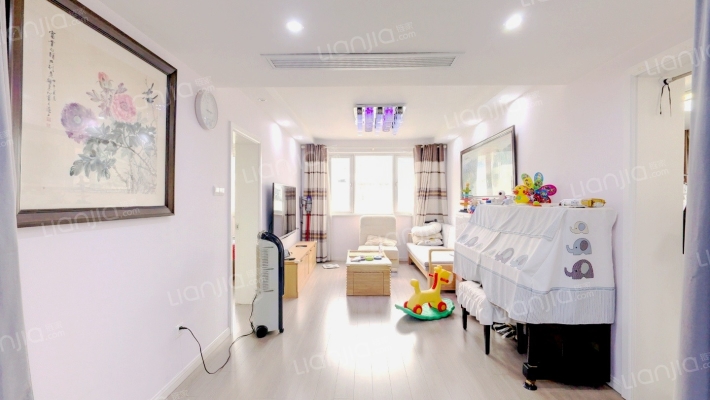 丽景新苑二手房实景图