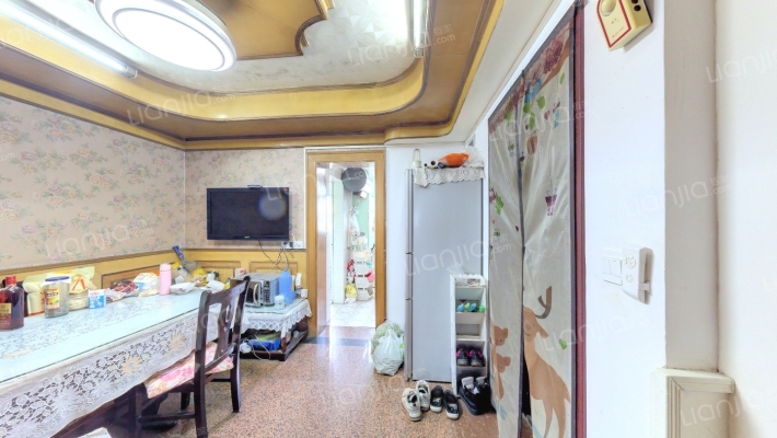 妙栏路392弄二手房实景图