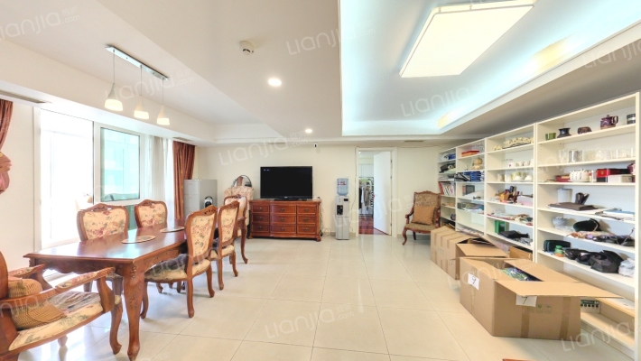 雅安国际公寓二手房实景图