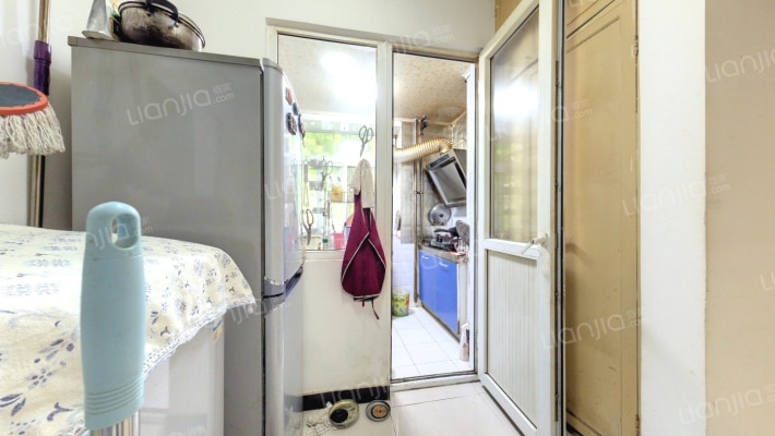 地壳所二手房实景图