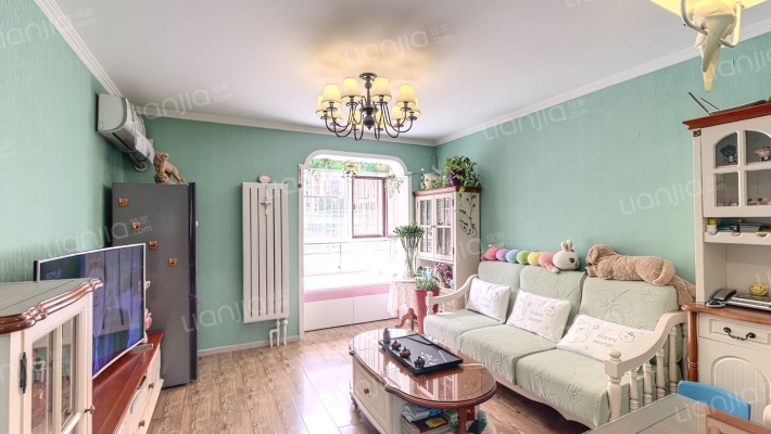 佟馨家园B区二手房实景图