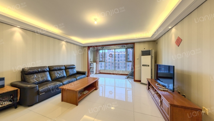 亚奥金茂悦二手房实景图