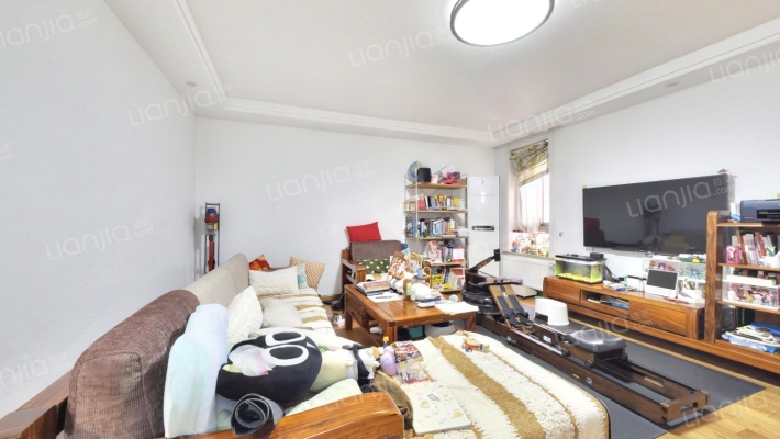 太阳公寓(长宁)二手房实景图