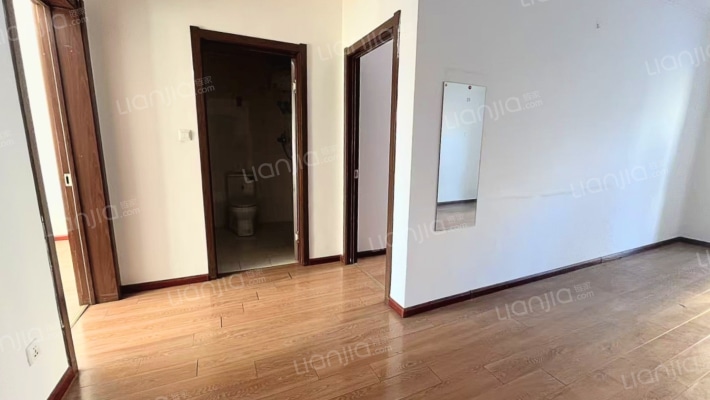 残联家属楼二手房实景图