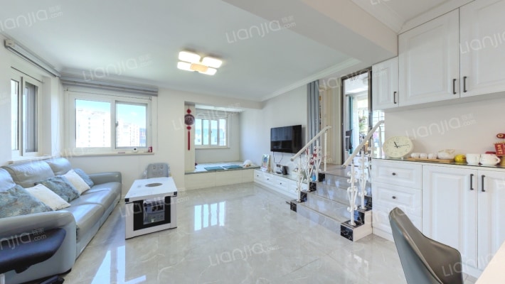 汇宝公寓二手房实景图