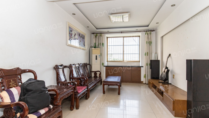 兰信公寓二手房实景图