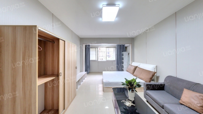 蓝钻100二手房实景图