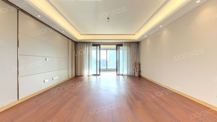 铂悦犀湖二手房实景图