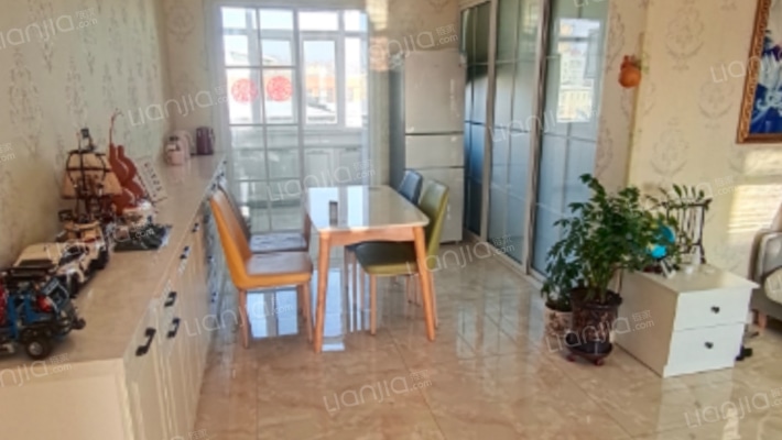 五中小区二手房实景图