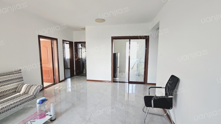 泰富橄榄树二手房实景图