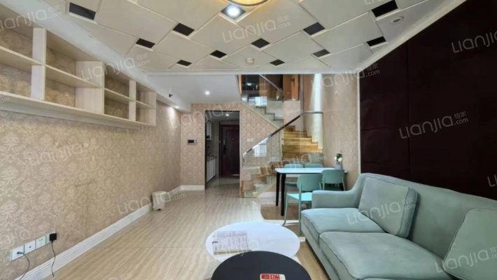 莱茵铂郡二手房实景图