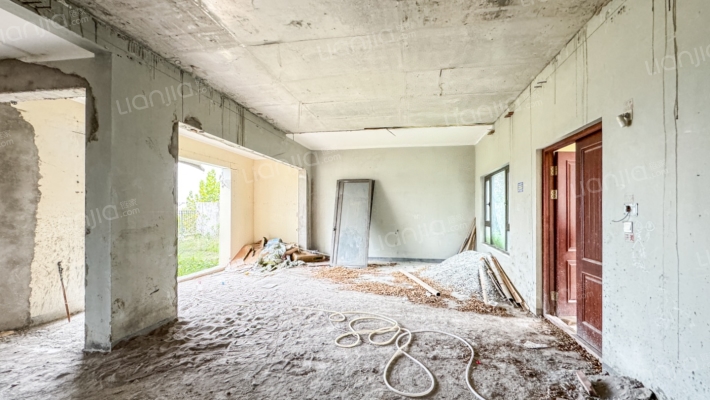 融创紫泉枫丹三期二手房实景图