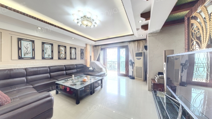 嘉俊苑二手房实景图