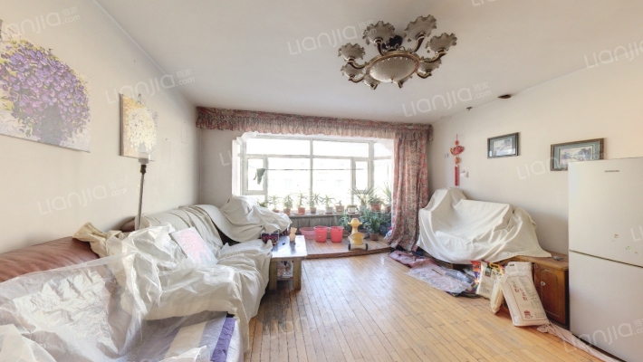 黄金家属楼二手房实景图