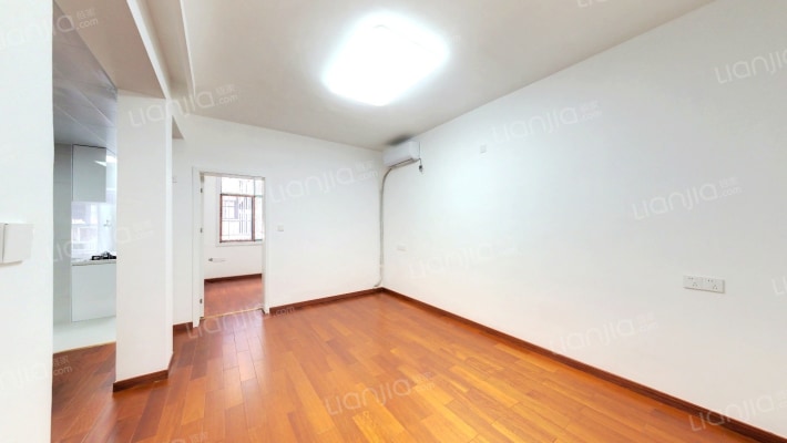 青山祠社区二手房实景图