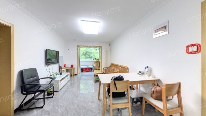 双河南里二手房实景图