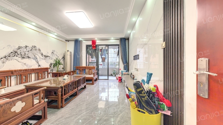 恒威尚居二手房实景图