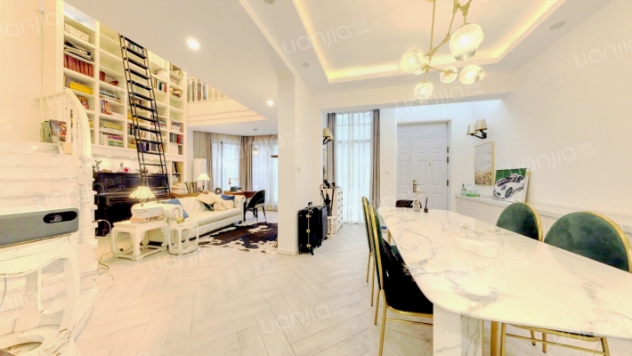 雅阁花园二手房实景图