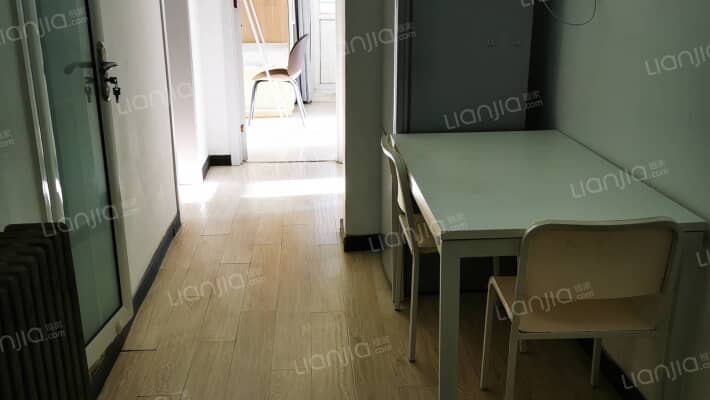 马家堡路8号院二手房实景图