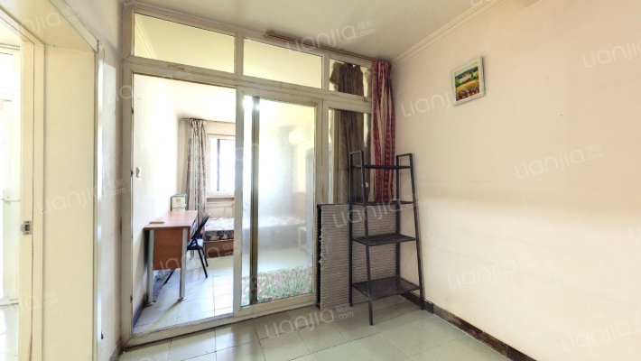 东革新里40号院二手房实景图