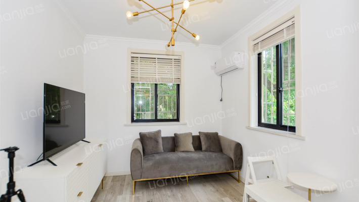 乳山四村二手房实景图