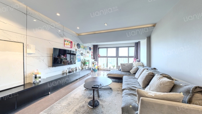 保利花园五期悦榕郡二手房实景图