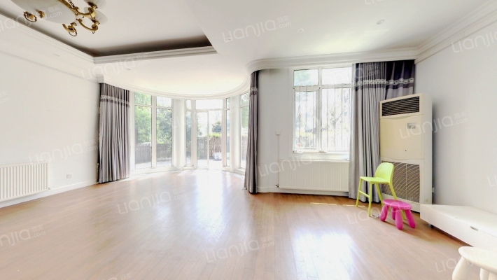 圣陶沙花园(别墅)二手房实景图