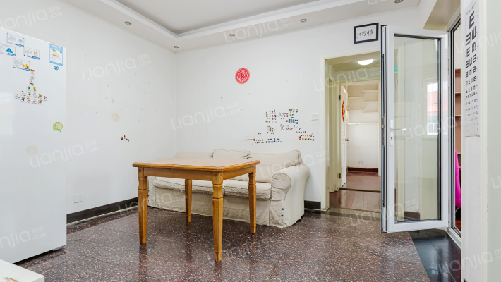 万荣新苑二手房实景图