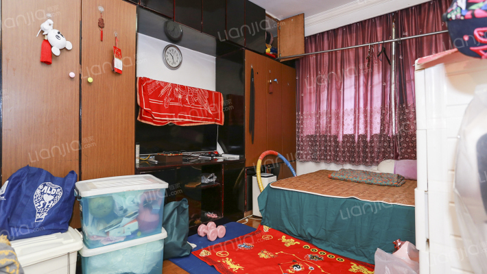 闸殷路195弄二手房实景图