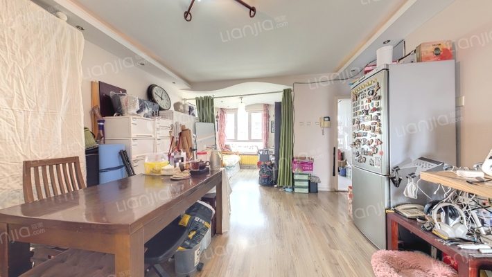 七彩华园二手房实景图