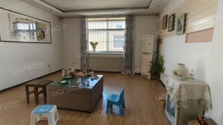 劳动局小区二手房实景图