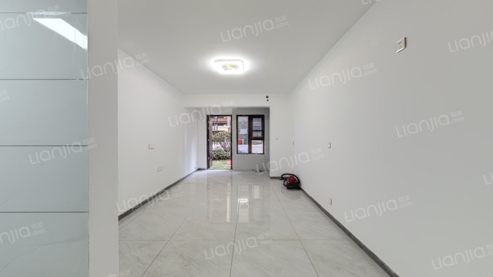 亚星安泰苑二手房实景图