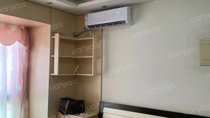 理想莲花苑二手房实景图