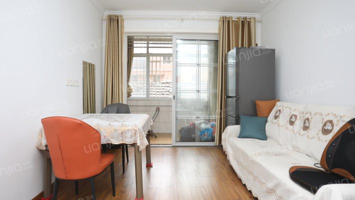 朱方路133号二手房实景图