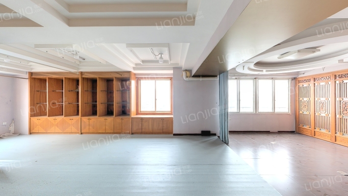 新都会财经广场二手房实景图