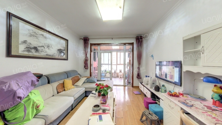 五湖名邸西区二手房实景图