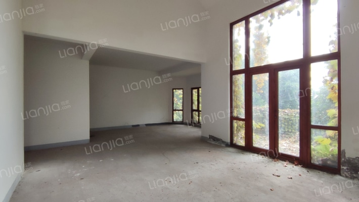 保利高尔夫白云山庄二手房实景图