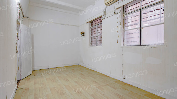 武定路569号二手房实景图